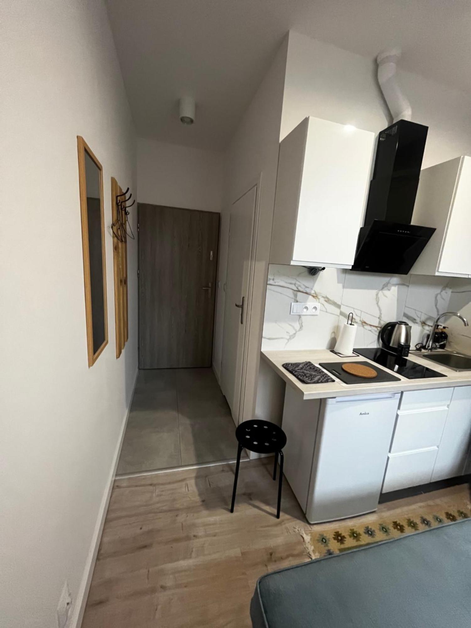 Apartamenty Dbrw Jezyce Познан Екстериор снимка