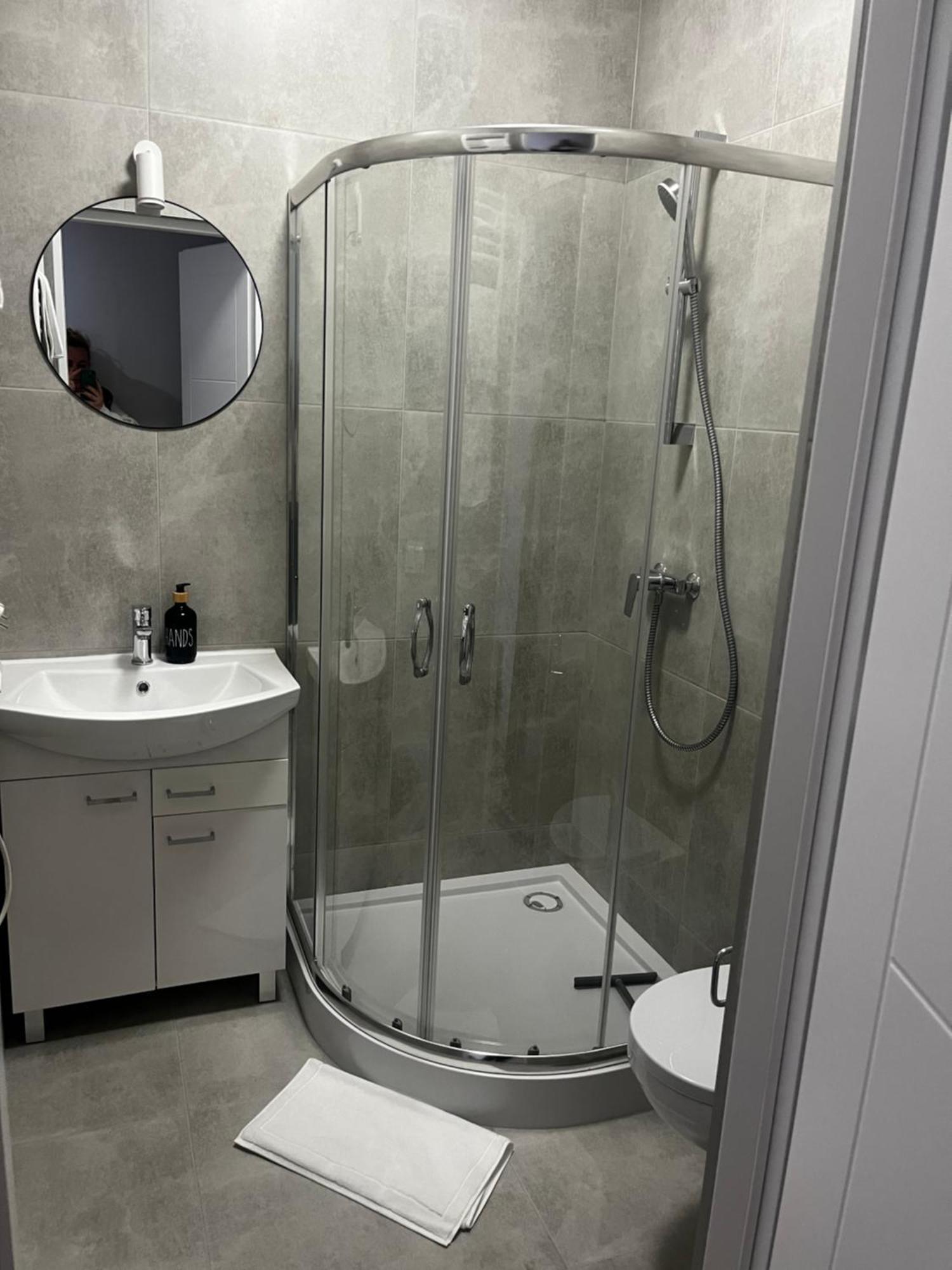 Apartamenty Dbrw Jezyce Познан Екстериор снимка