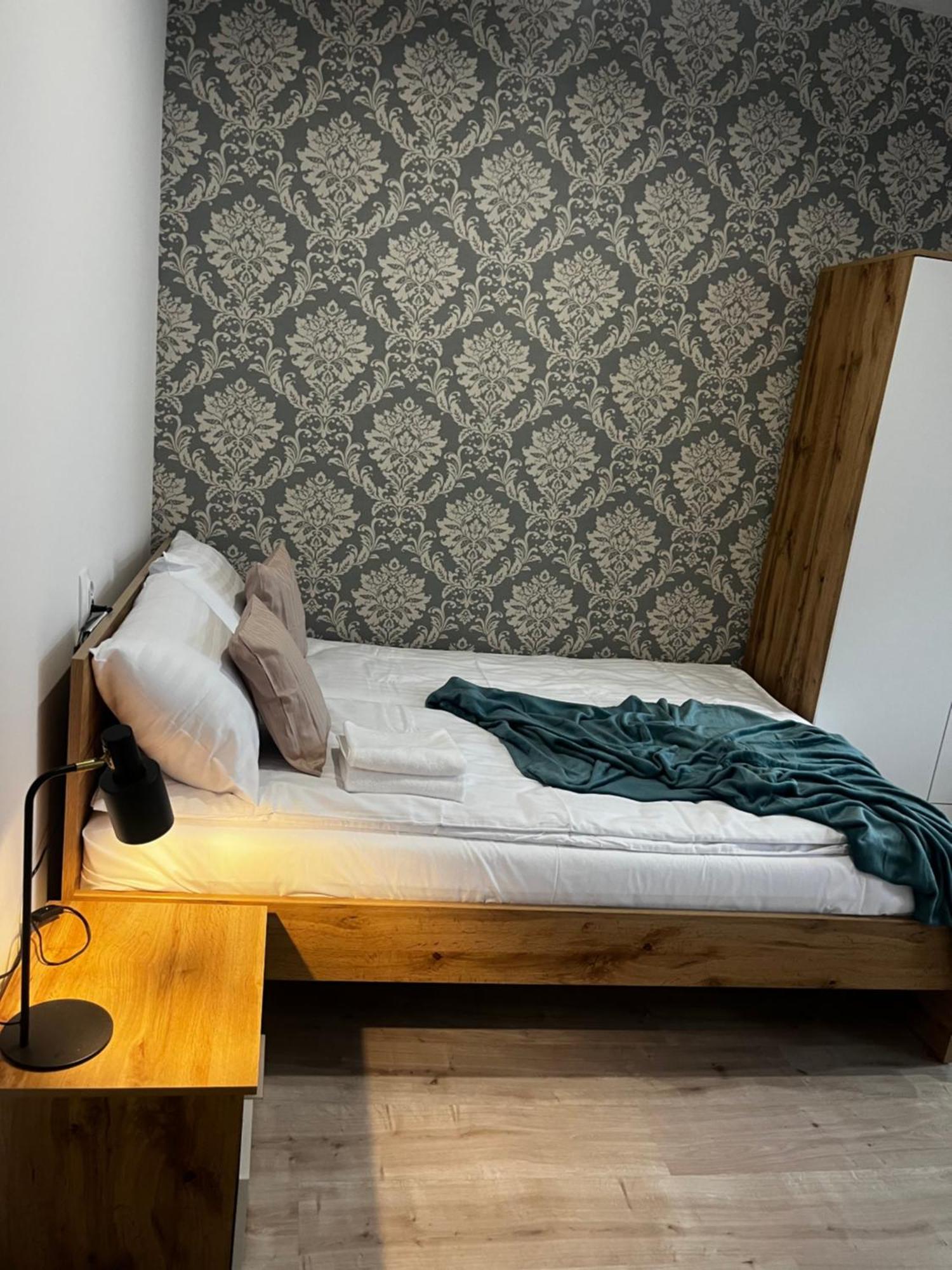 Apartamenty Dbrw Jezyce Познан Екстериор снимка